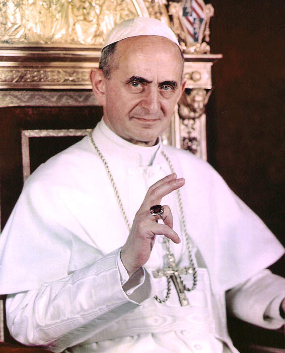 As Vatican synod ends, Pope Francis beatifies Pope Paul VI