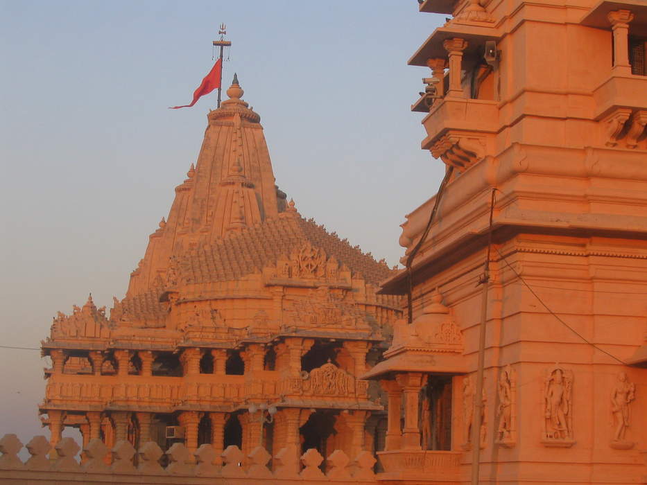Somnath encroachment case: SC asks Gujarat govt to keep wall height at 5-6 ft