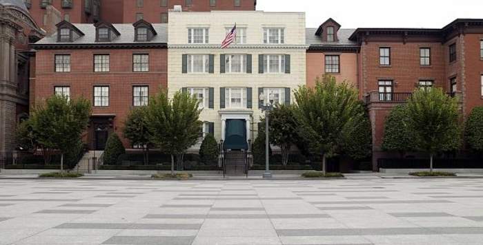 Harris temporarily moving into Blair House while Naval Observatory undergoes renovations