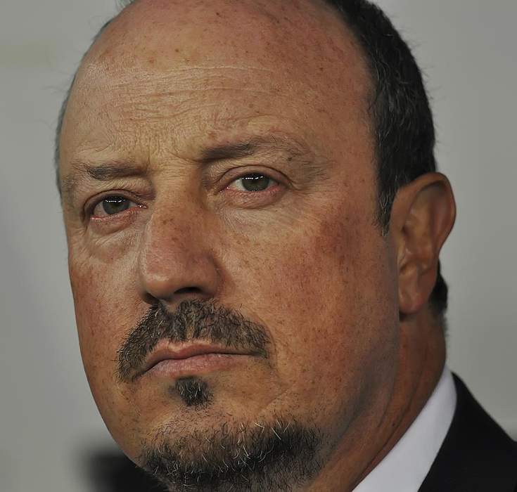 Everton appoint ex-Liverpool boss Benitez as Ancelotti's successor