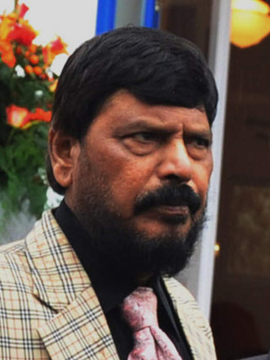 Union Minister Ramdas Athawale meets with car accident