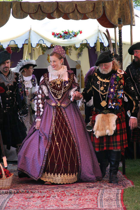 Celebrities' Renaissance Faire Round Up ... Huzzah!