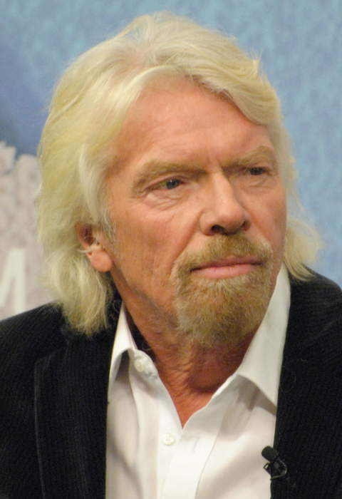 Billionaire Richard Branson heads to space aboard Virgin Galactic's SpaceShipTwo