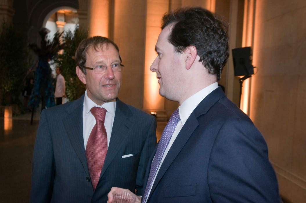 No 10 refuses to say whether Boris Johnson has had contact with Richard Desmond PM