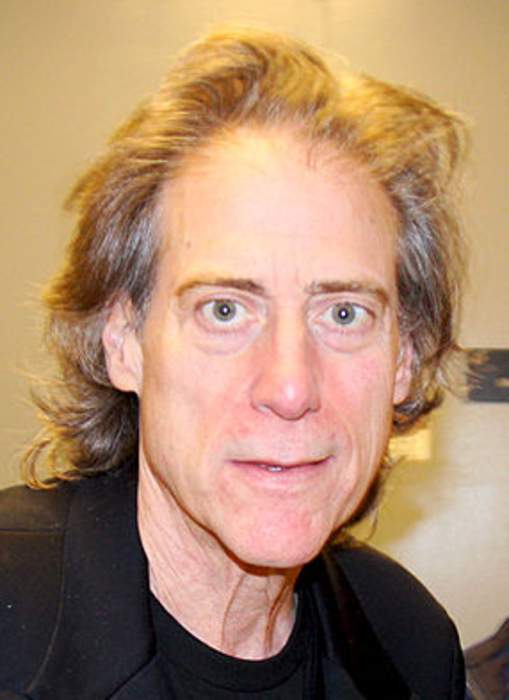 Late Actor Richard Lewis' Wife Thanks Supporters, Fans After His Death