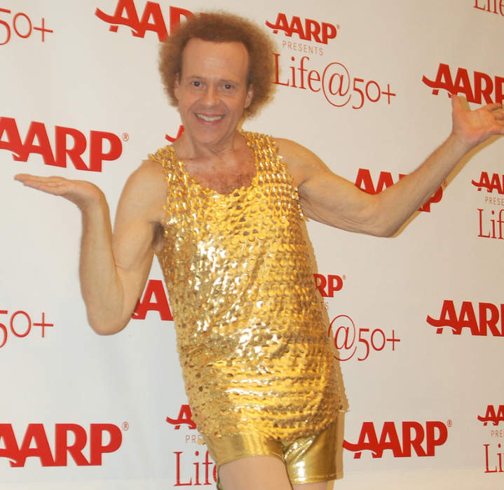 Richard Simmons' Cryptic Message Leaves Fans Sweatin': 'I Am ... Dying'