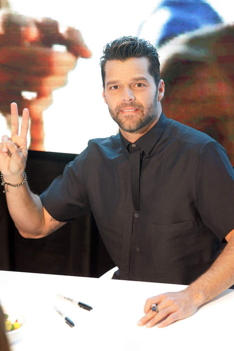 Ricky Martin's Twins Surprise Him Onstage, All Smiles Amid Divorce