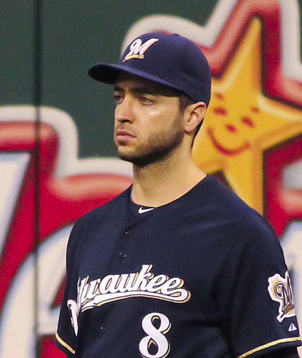 After playing his entire 14-year career with the Brewers, Ryan Braun announces his retirement