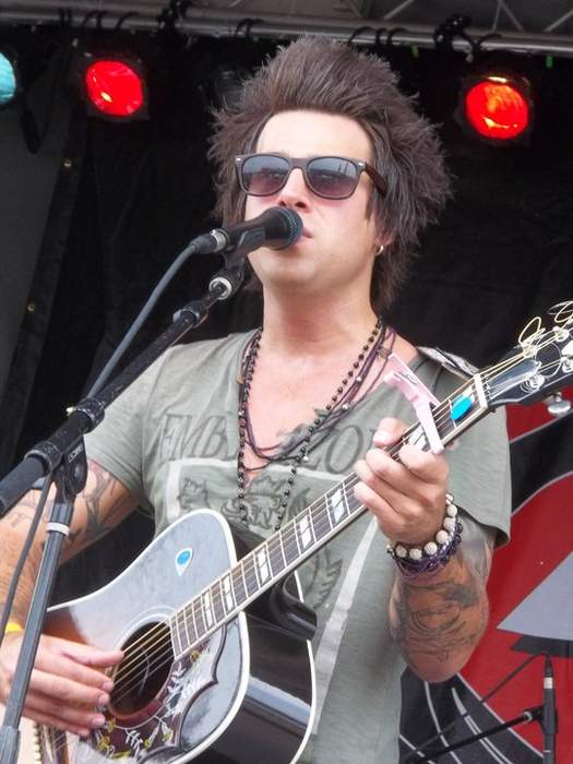 The Miz Demands to Sing at Ryan Cabrera's Wedding, I'm Dead Serious!