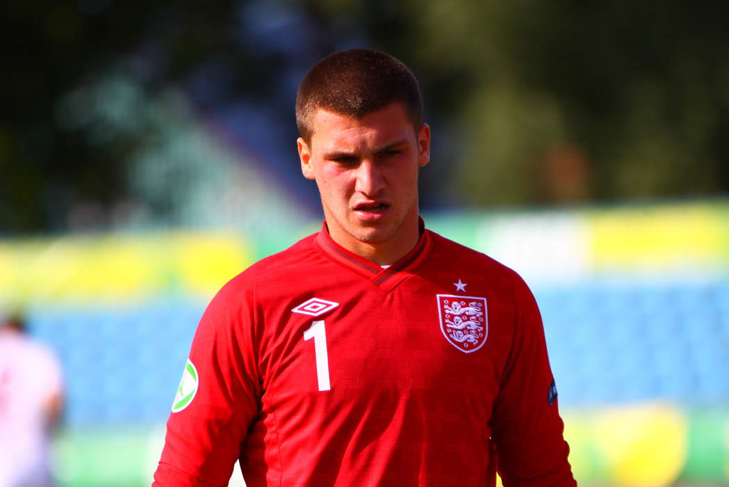 Sam Johnstone: 'I need to do everything to stay in the team'