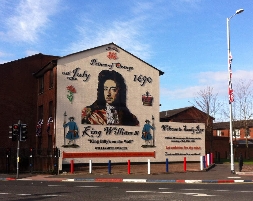 Sandy Row riot: Leaders appeal for calm after Belfast riot