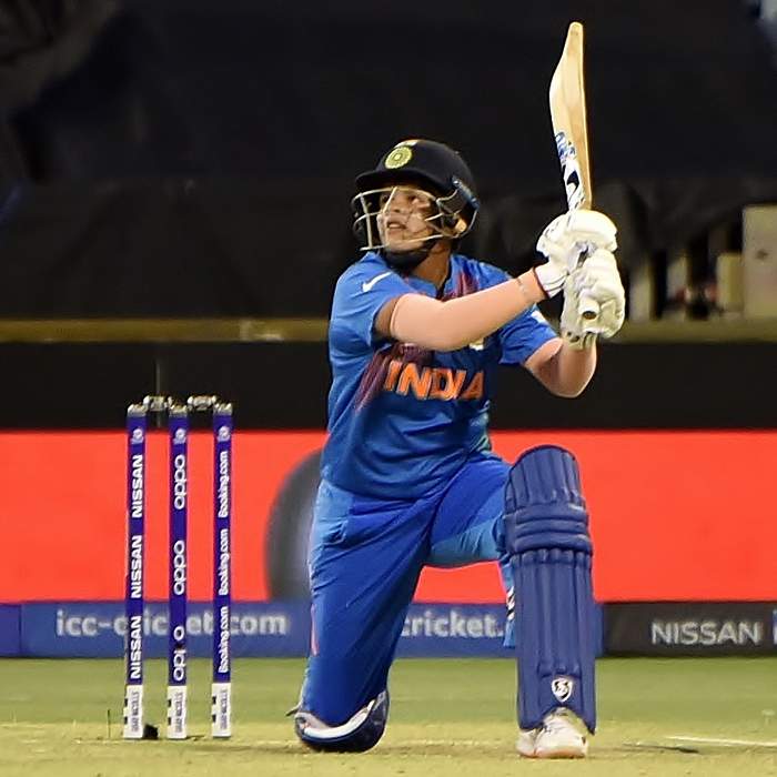 Verma hits 76 off 42 balls as Phoenix break records and avoid early exit by beating Fire
