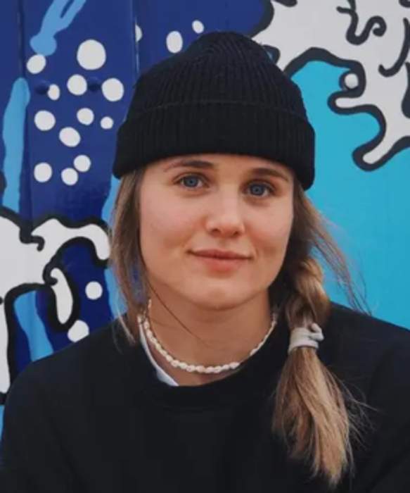Swiss snowboarder Hediger, 26, dies in avalanche