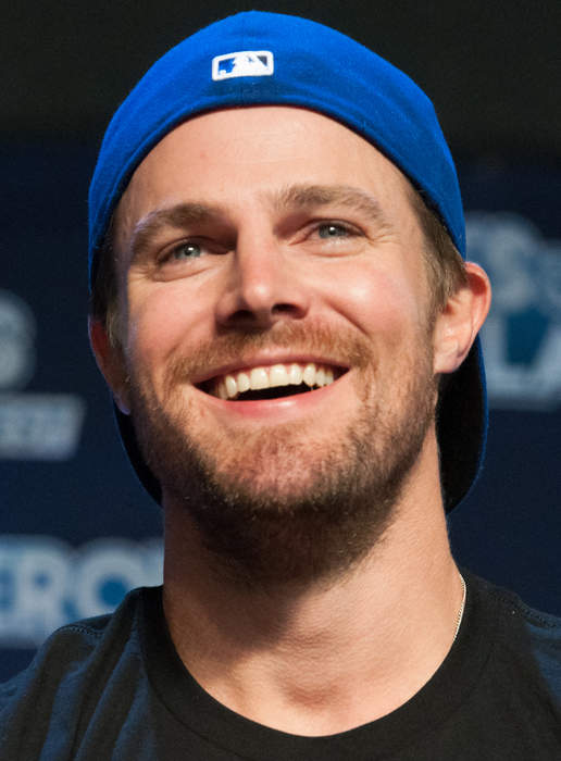 Stephen Amell Removed from Flight After Allegedly Berating Wife