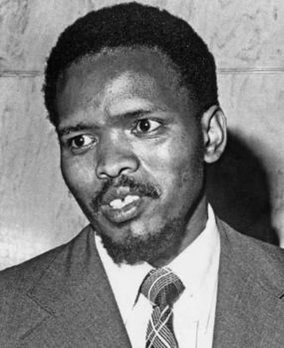 News24.com | WATCH | Tribute paid to struggle hero Peter Jones, the 'last black person' to see Steve Biko alive