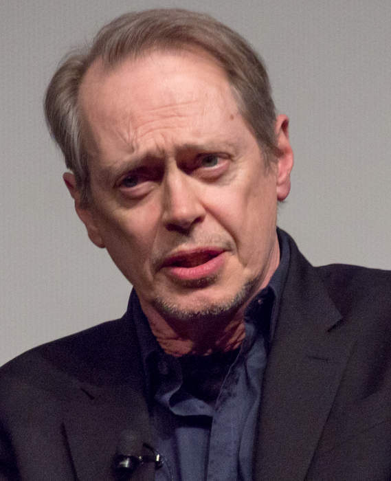 Actors Steve Buscemi, Christian Slater and others spoke at upbeat NYC SAG-AFTRA rally