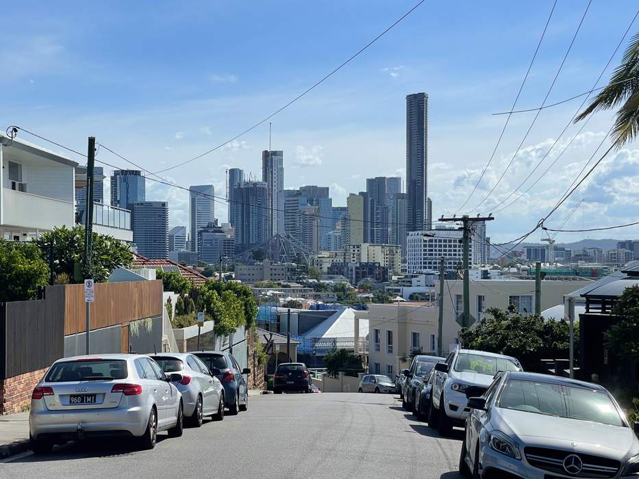 Key planners back study of green bridge between Teneriffe and Bulimba