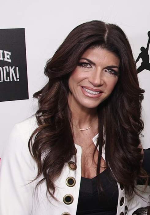 Teresa Giudice Offers Family Business Cards to Cop During Traffic Stop