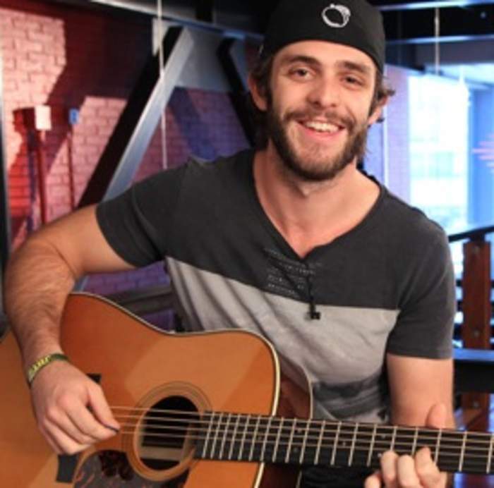 Thomas Rhett's 'special song' at CMTs