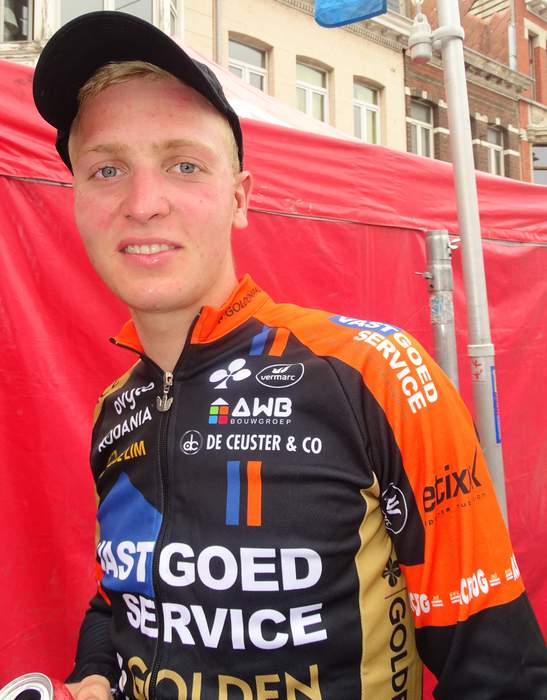 Merlier sprints to stage three Giro win