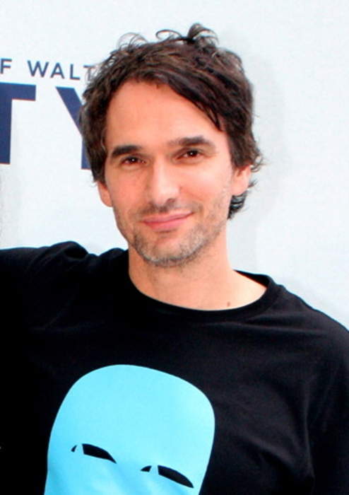 Social media is in crisis and needs regulation: Todd Sampson