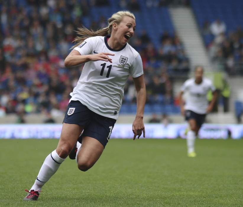 Toni Duggan discusses challenges of being a pregnant footballer