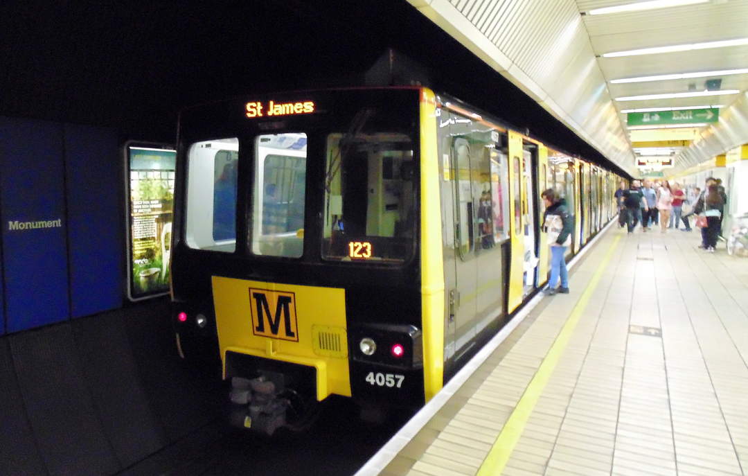 Covid: Tyne and Wear Metro wants to fine mask-rule flouters