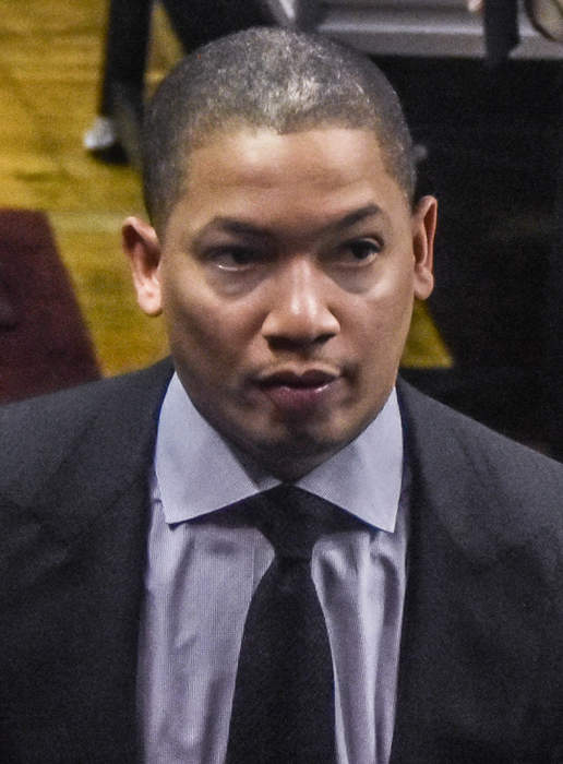 Ty Lue will take over as new Clippers head coach, replacing Doc Rivers