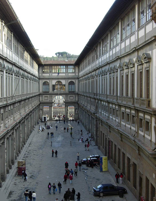 Florence's Uffizi tears into selfie-takers after priceless portrait damaged