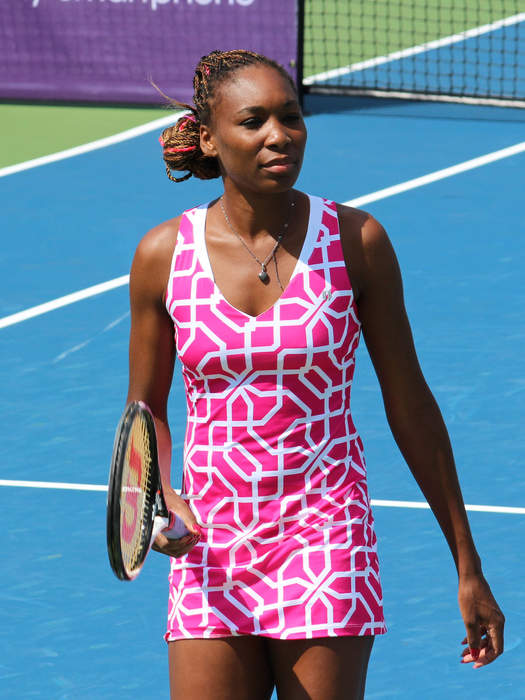 Wimbledon: Venus Williams and Jamie Murray win mixed doubles opener