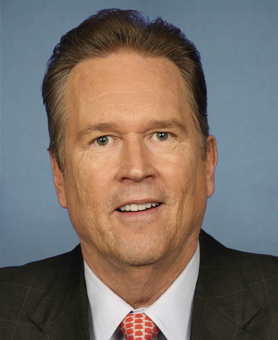 Florida Rep. Vern Buchanan tests positive for COVID-19 after being vaccinated