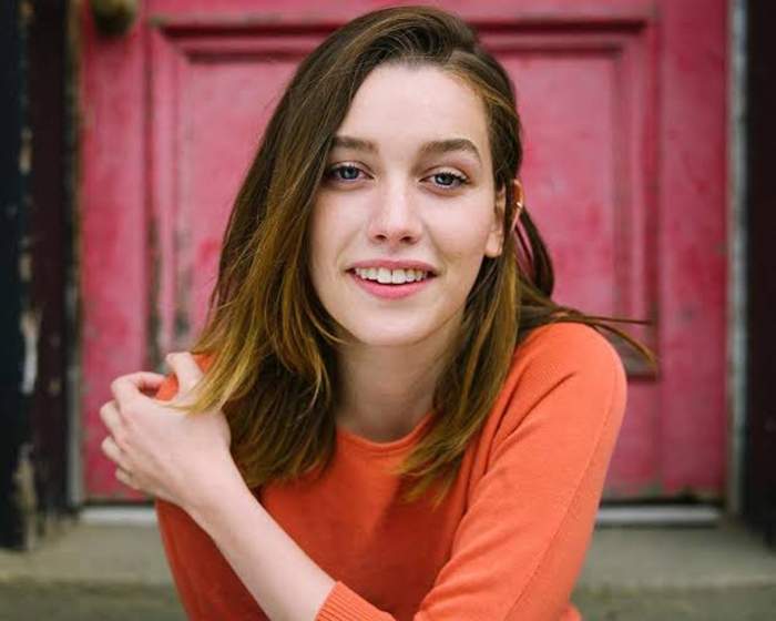 'You' Star Victoria Pedretti Engaged To Photographer Ethan Delorenzo