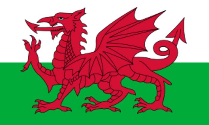 Women's Six Nations: Wales beaten by rampant France