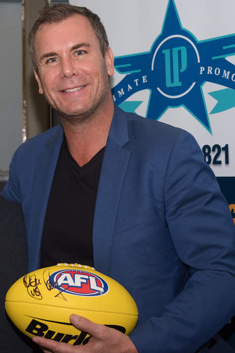AFL blocks move to induct Carey as NSW Hall of Fame legend
