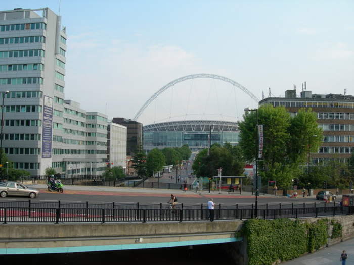 Wembley Park: Alzheimer's exhibition explores football memories