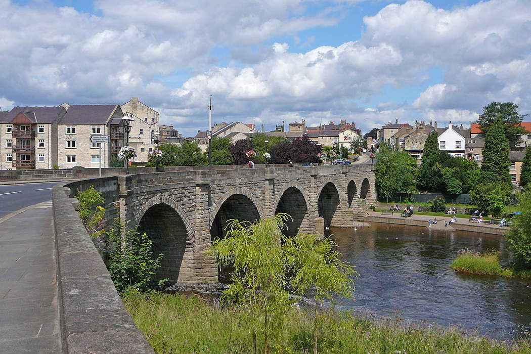 River Wharfe near Wetherby searched after man seen going into water