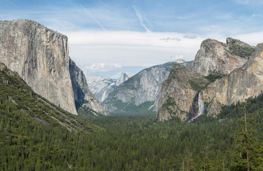 Yosemite pair conquers historic El Capitan rock climb