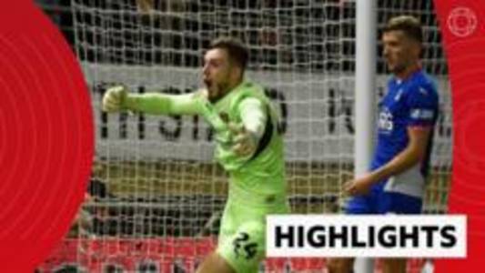 Keeper scores late as Leyton Orient beat Oldham in extra time