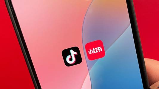 American #TikTokrefugees flood Chinese social media app ahead of ban