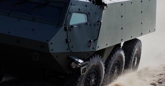 Military vehicles to get mixed reality windshields controlled by human eyes