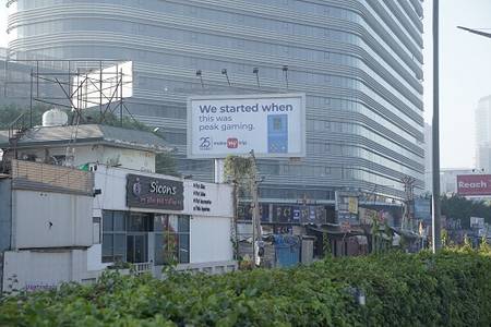 Xperia Group Executes MakeMyTrip's Iconic 25 Year Anniversary Billboard Campaign