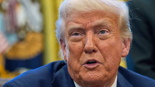 Stock markets rally as Trump rows back on Fed and China threats