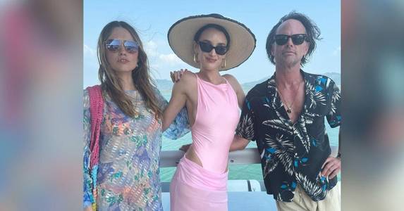 Walton Goggins Snaps When Asked About Alleged Feud With 'White Lotus' Costar Aimee Lou Wood in 'Off the Rails' Interview