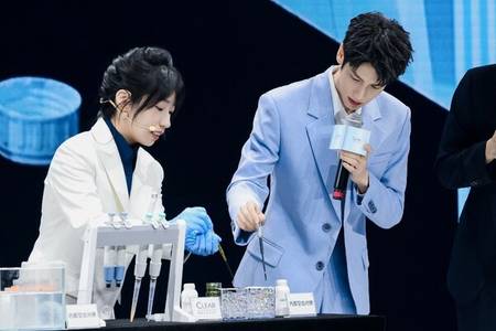 Luxury Meets Technology: CLEAR Defines a New Era of Premium Scalp Care with Cellular-Level Repair Experience