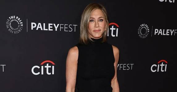 Jennifer Aniston 'Rattled' After Actress' Security Team Drew Guns at Man Who Crashed Into Her Home's Front Gate