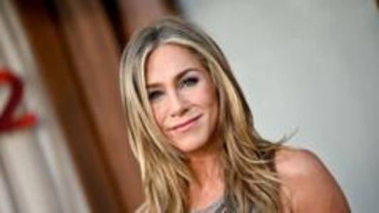 Man charged with stalking Jennifer Aniston