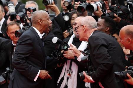 Hollywood star Denzel Washington hits out at Cannes Film Festival photographer