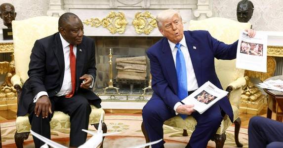 'What a Clown': Donald Trump Mocked for Using Photos From Wrong Country as Evidence of South African 'White Genocide'
