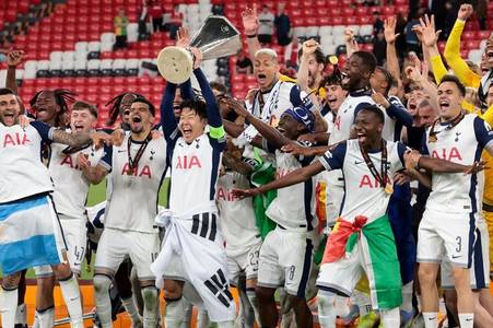 Tottenham trophy parade LIVE - Time and route as Spurs celebrate Europa League final triumph