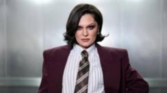 Singer Jessie J reveals early breast cancer diagnosis